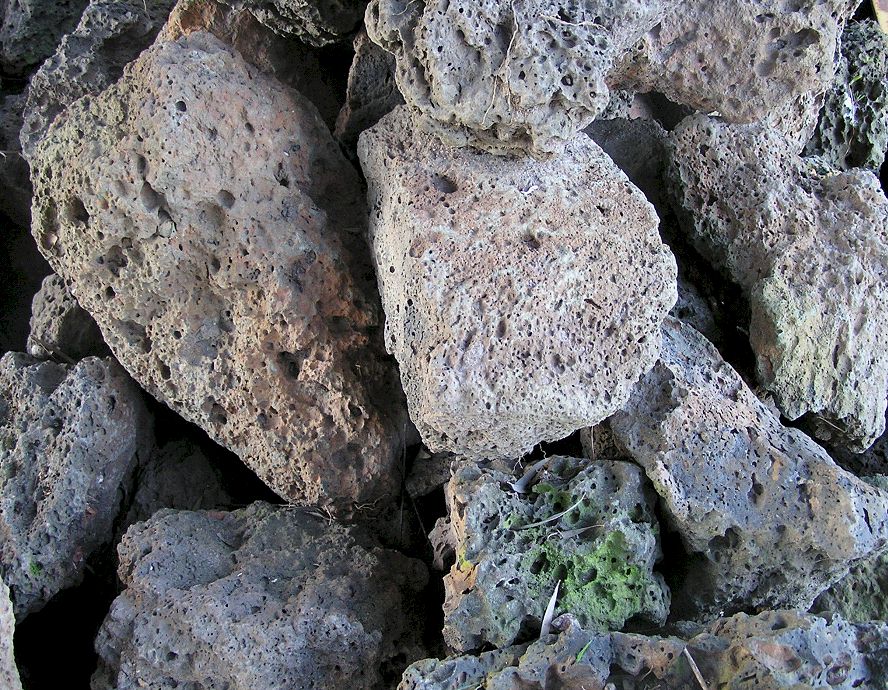 Tanami: Volcanic Rock